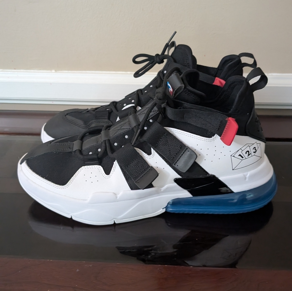 Men's Size 12 Nike Air Force Edge 270 Black and White Blue High-Top Sneakers